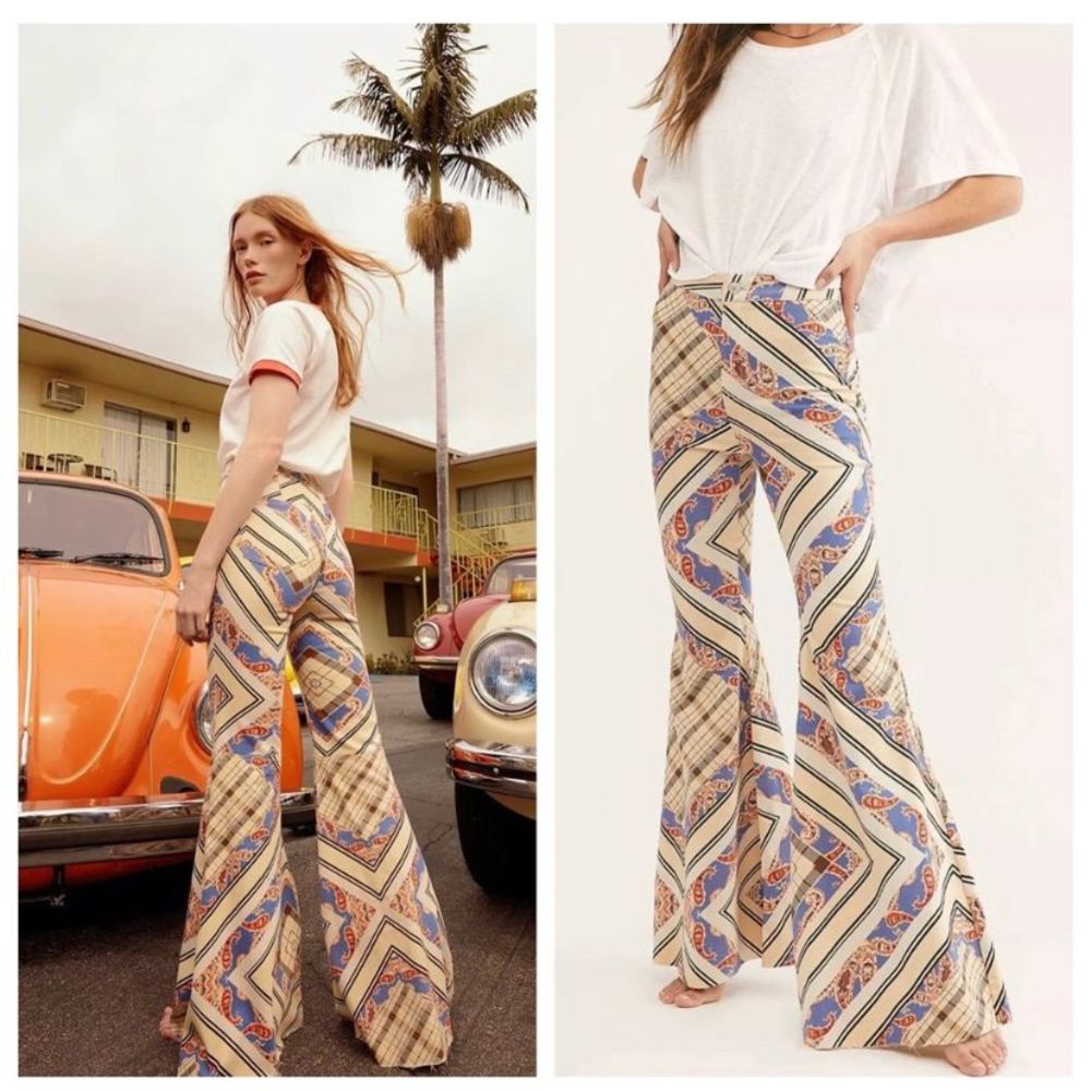 Free People Just Float On Flares Printed Jeans Size 26